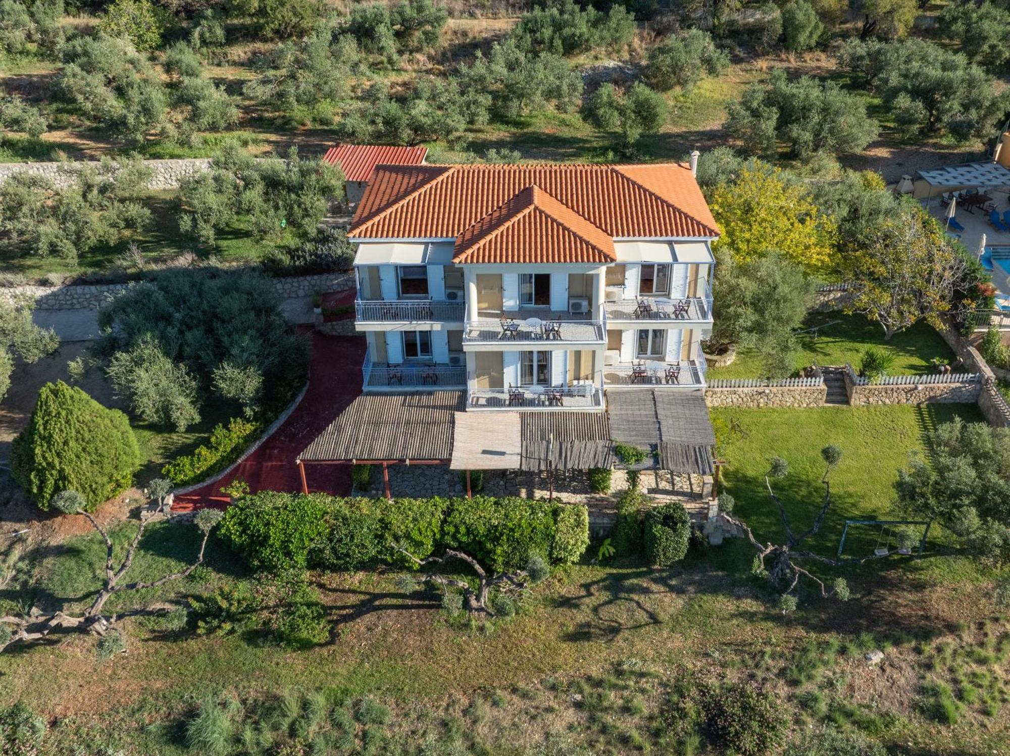 Appartamento Delfinia Vlachata Esterno foto